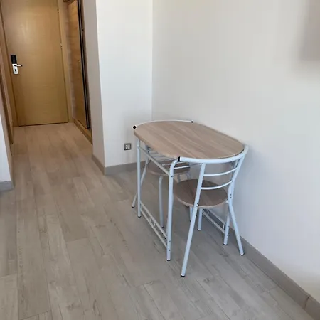Rin Parcare Inclusa Langa Delta Apartamento *